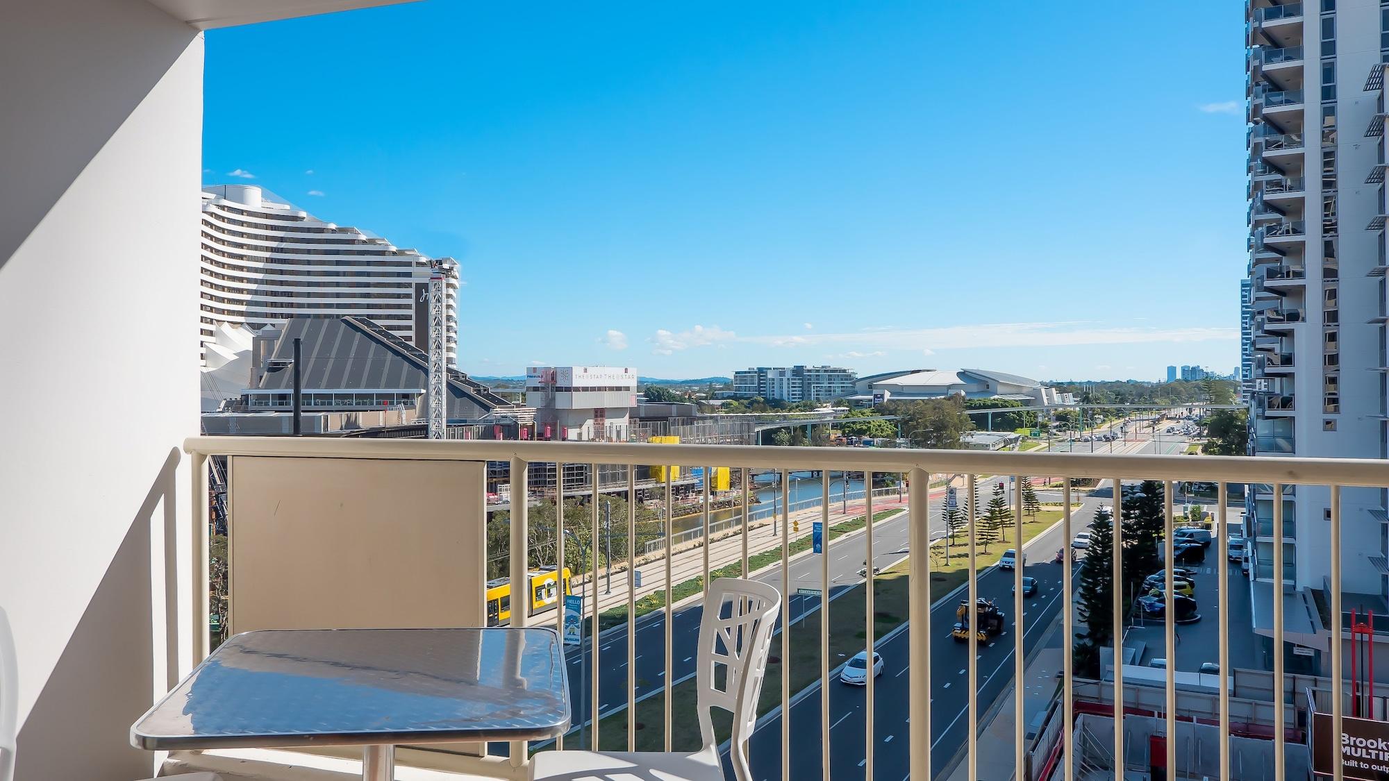 Broadbeach Savannah Resort Extérieur photo