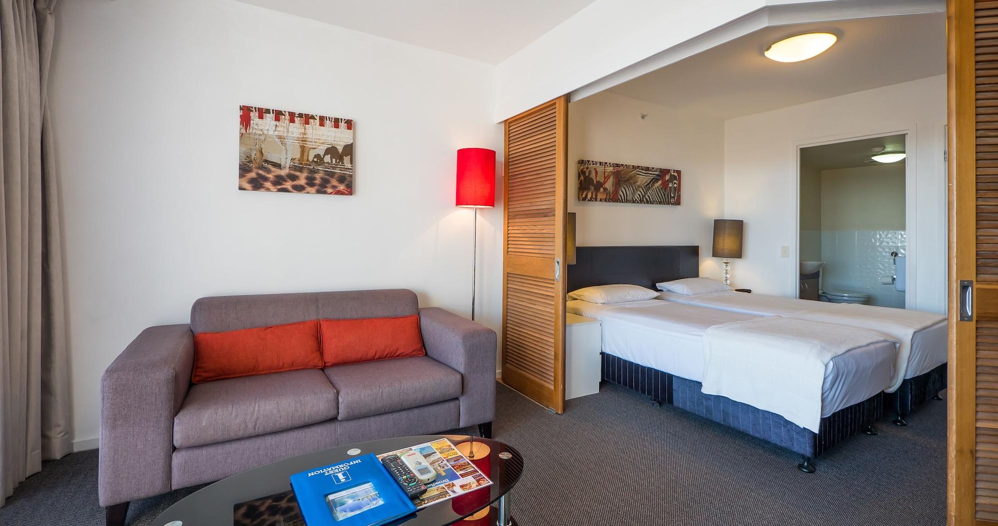 Broadbeach Savannah Resort Extérieur photo