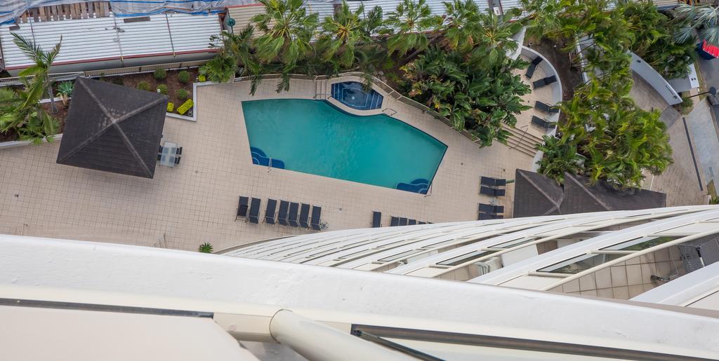 Broadbeach Savannah Resort Extérieur photo